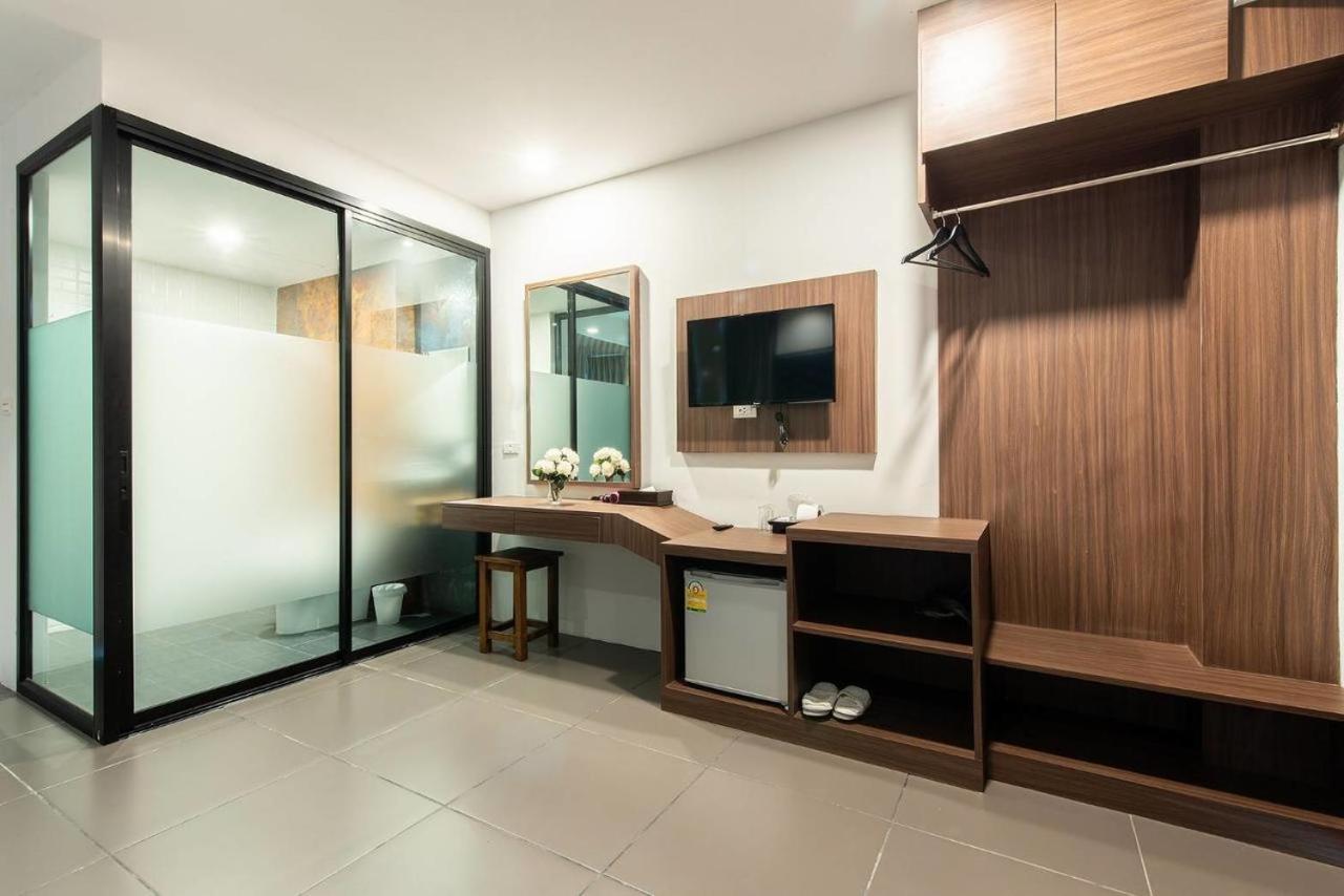 Yamin Seaview Hotel Phuket Exterior foto